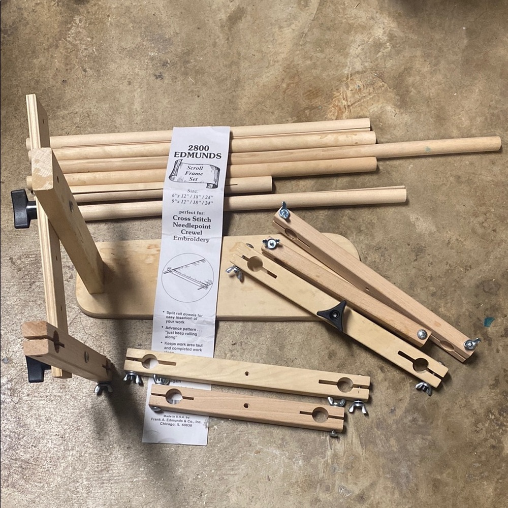 Adjustable Wooden Embroidery Stand